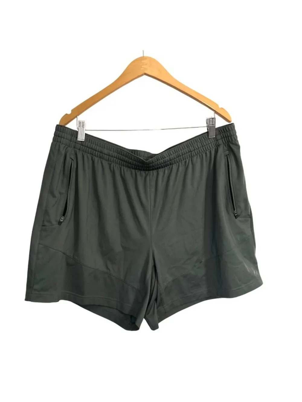 DSG Mens Olive Green Athletic Shorts XXL With Zipper Pockets & Elastic Waistband